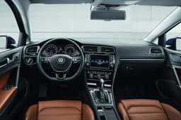Volkswagen Golf VII